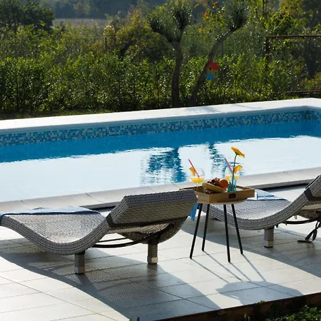 Villa Charming With Private Pool